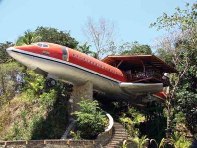 10 Homes Made of the Darndest Things Image